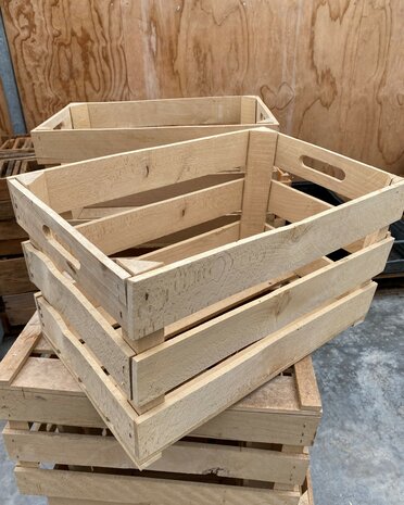 Stevige Houten kist L54 nieuw ( Geschikt voor binnenbak chafing dish  )  