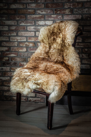 Mouflon Schapenvacht WitBruin XL 