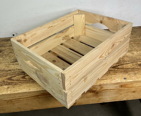 Nieuw houten kistje met handgrepen L40xB30xH15 - 2e keus