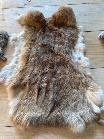 Konijnenvacht Natural ass  2e keus