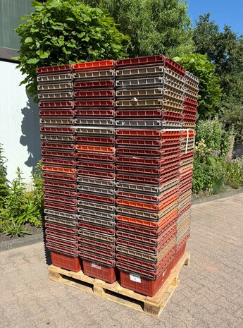 Pallet Curver kunststof beugelkist(gebruikt) Roodbruin / bruin / Oranje 49,5x40x26cm