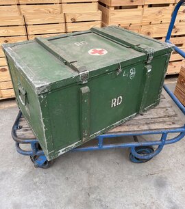 Munitiekist-Legertransportkist Medisch XXL Uniek nr 733 Munitiekist-Legertransportkist Medisch XXL Uniek nr 733