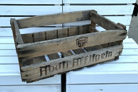 Houten brocante bierkrat Abdij Affligem Houten brocante bierkrat Abdij Affligem