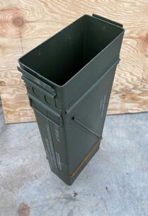 Munitiekist metaal 80x31x15,5cm - Zonder deksel Munitiekist metaal 80x31x15,5cm - Zonder deksel